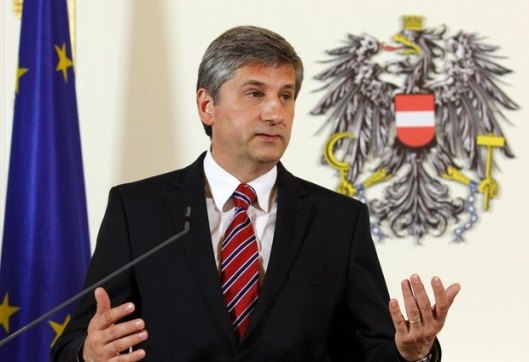 Photo: AP Austrian Foreign Minister and Vice Chancellor Michael Spindelegger from the Austrian People's Party speaks during a press conference after the weekly cabinet meeting at the federal chancellery in Vienna, Austria. 